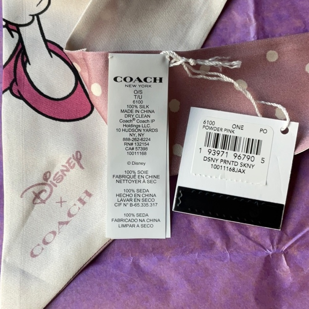 π DISNEY X COACH DAISY DUCK SCARF π NWT π - Picture 13 of 16